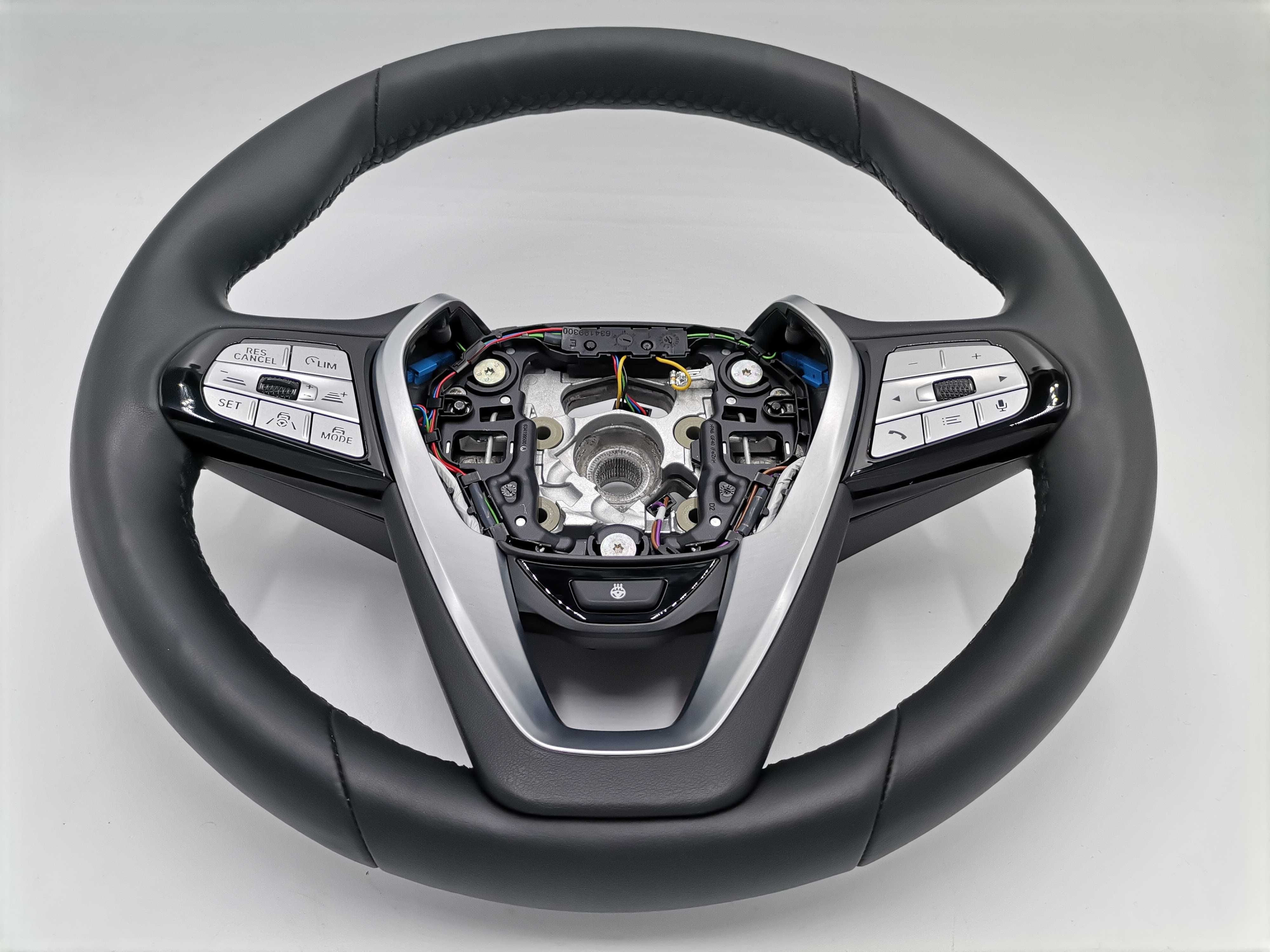 Отличен Волан BMW G30 G31 G32 G11 G12 Подгерв ACC Sport Пера