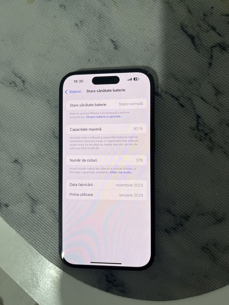 Vand Iphone 15 2000 lei urgent