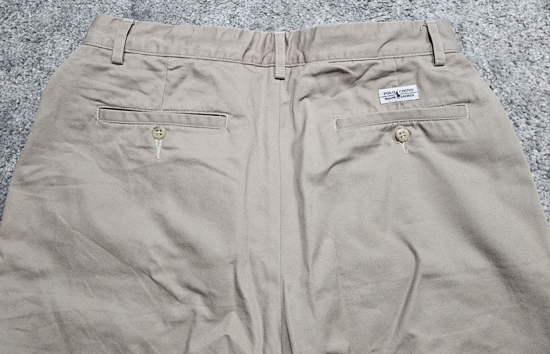 Pantaloni Polo Ralph Lauren 
Chino
100%bumbac
Stare excelenta
Purtati