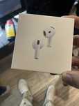 Airpods 4 оригинал