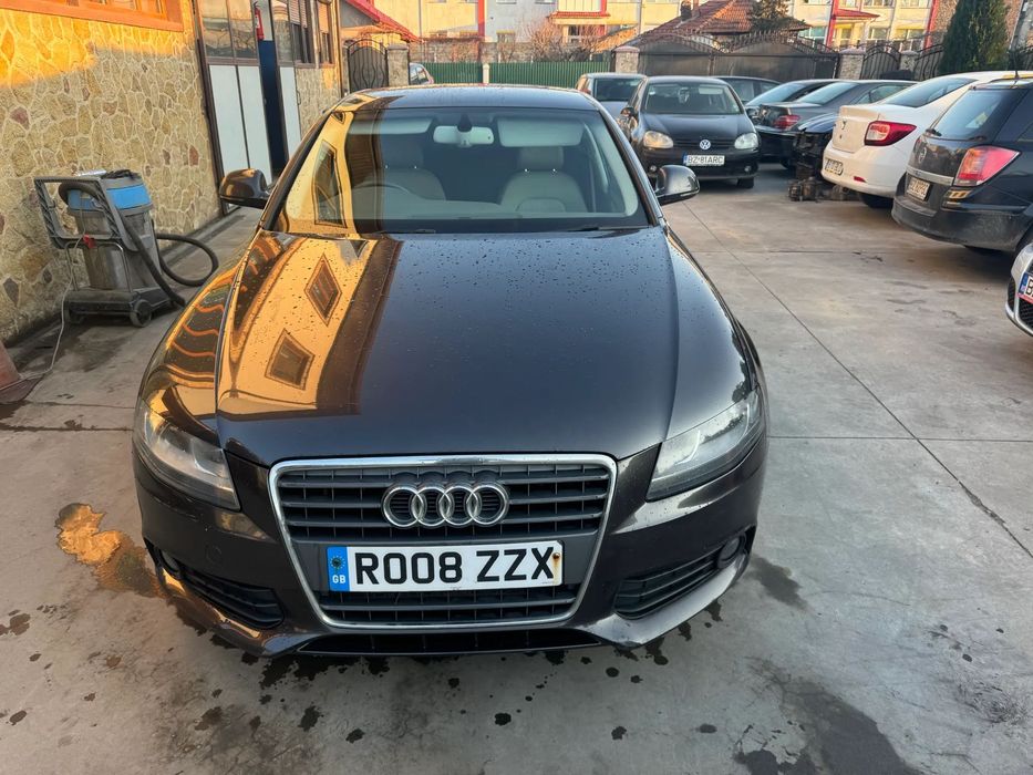 Dezmembram Audi A4 B8 2.0 CAG