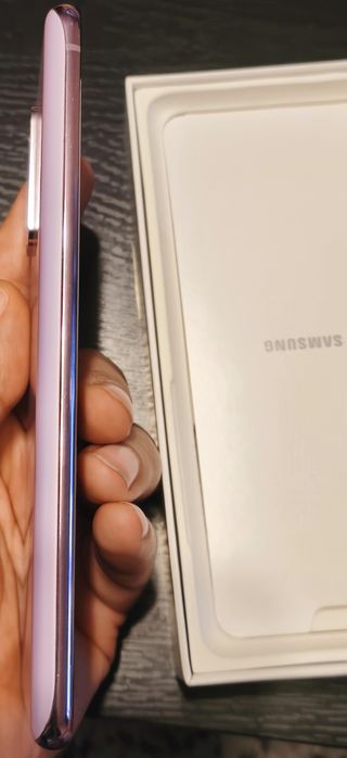 Samsung S20 FE 5G 128 GB + 16 GB