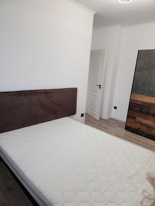 Inchiriez apartament nou, central , 3 camere