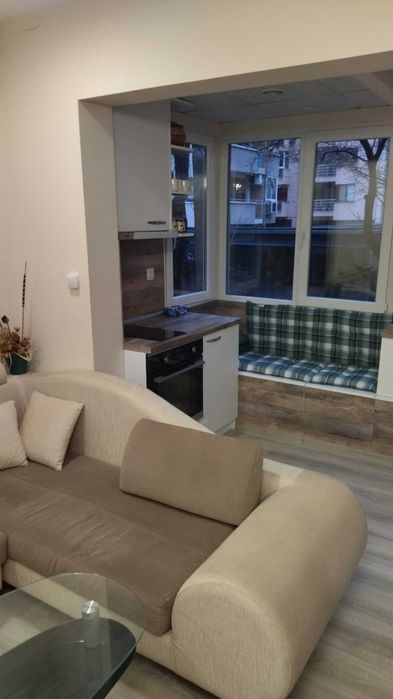 Продава се Двустаен апартамент в Пловдив, Кючук Париж - 42 кв.м за 1227 €/кв.м - Снимка #1