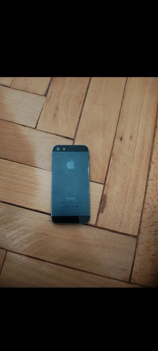 Telefon iPhone 5