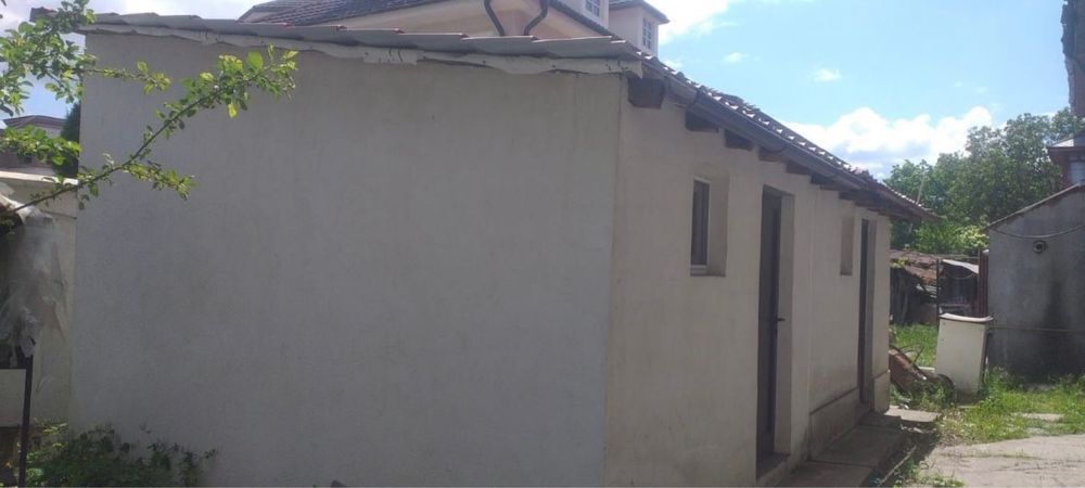 De vanzare magazie str Mihai Eminescu 25 Bacau