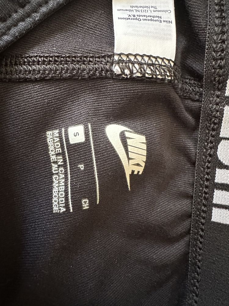 Клин Nike черен