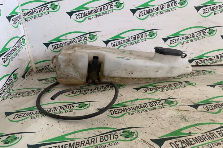 Vas lichid parbriz Dacia Logan prima generatie (facelift)