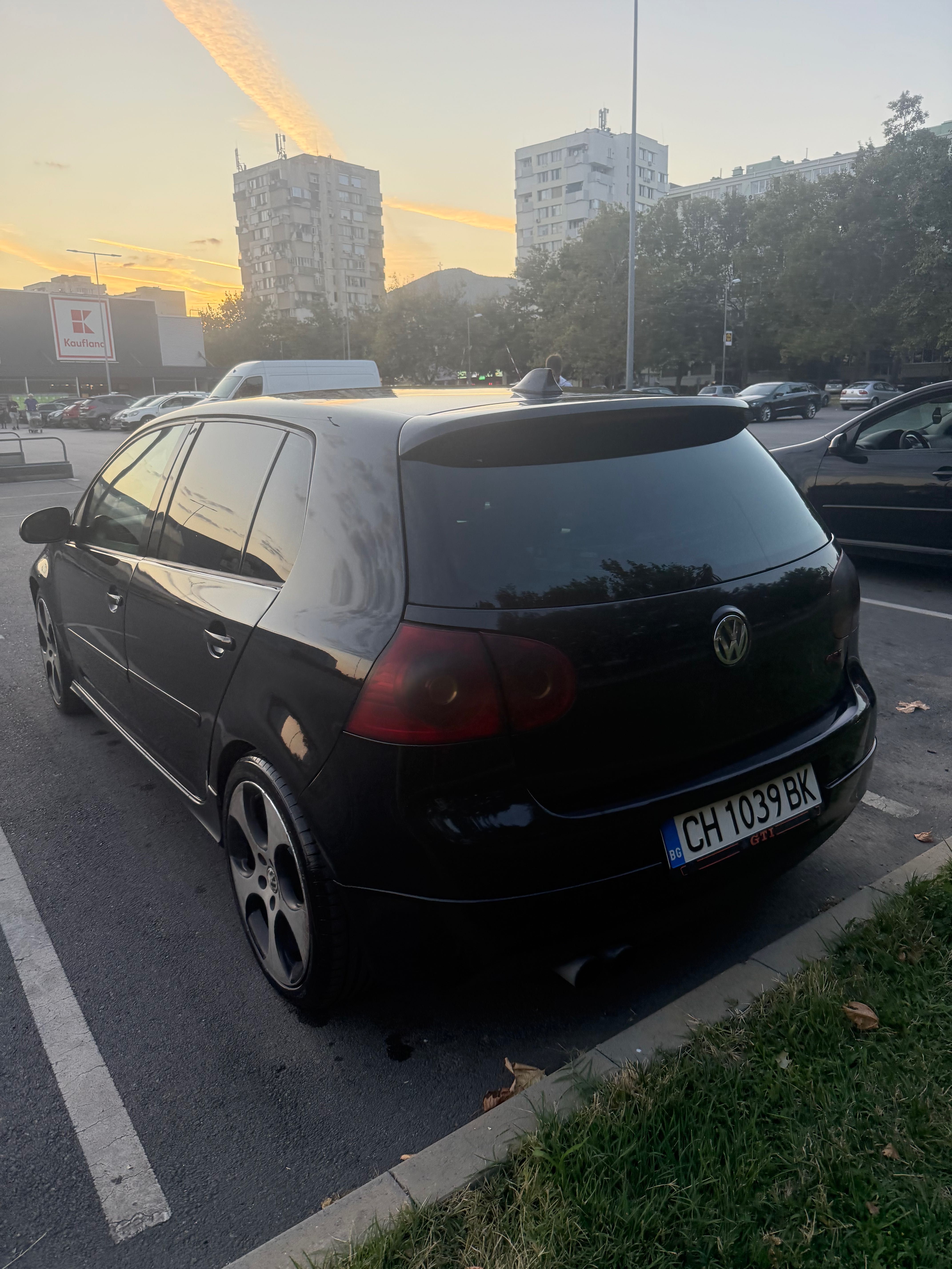 Голф 5 GTI 2.0 200