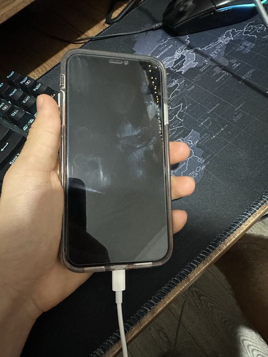 Iphone xr 128gb + husa + folie protectie