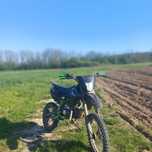 Vând cross 125cc kxd este nou
