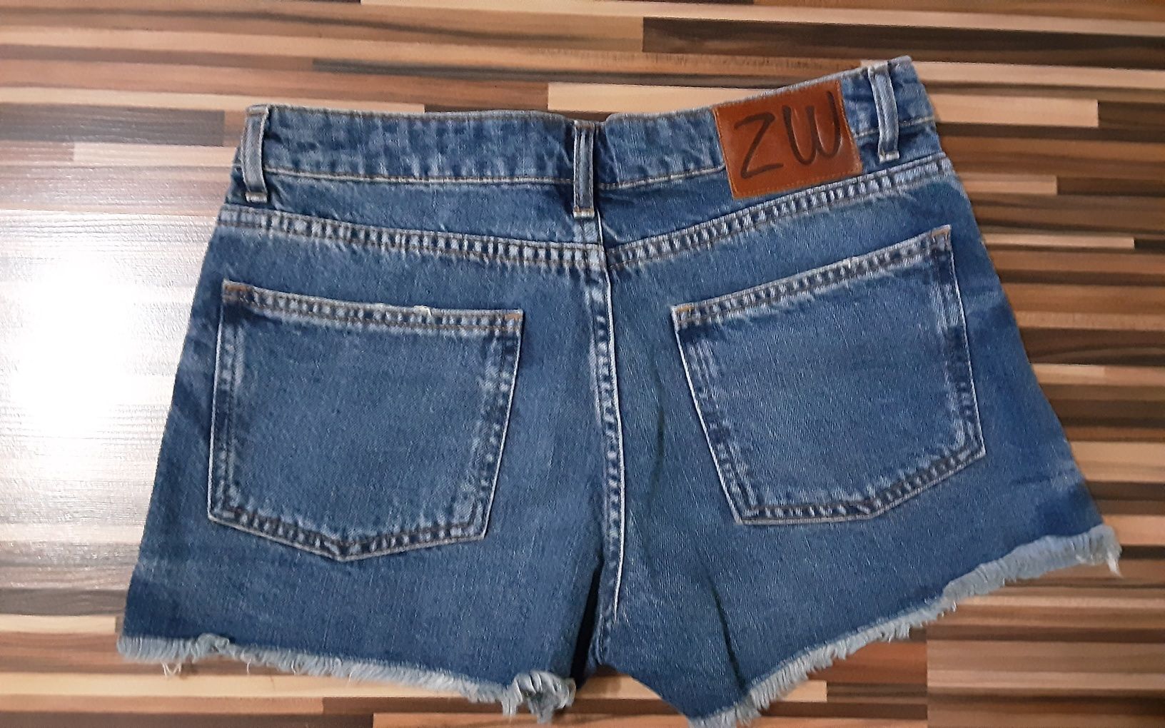 (XS) ZARA сет 2 части нова къса пола & панталон и топ рязана дантела