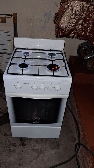 Срочно продаётся газ плита Бел