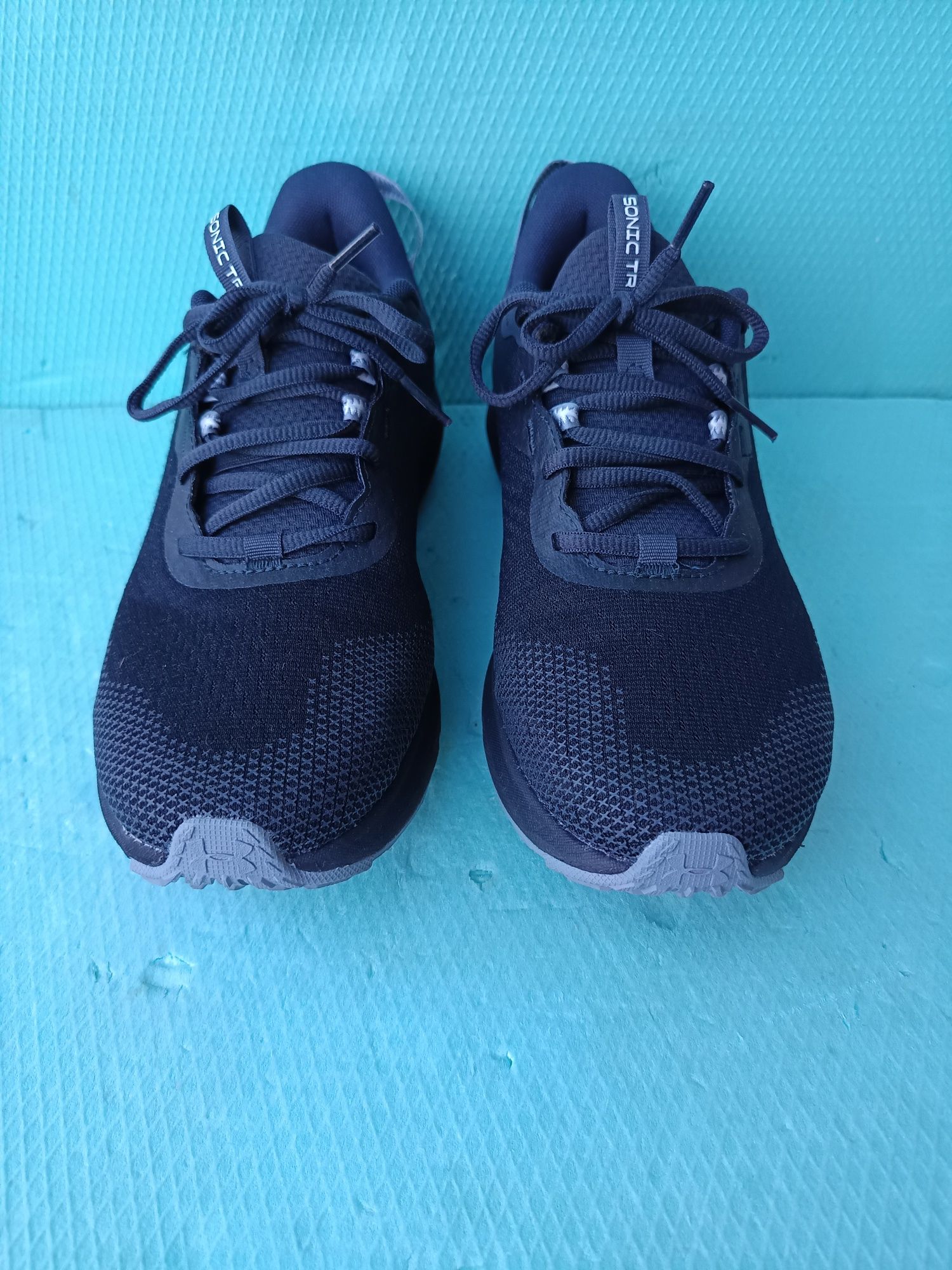 Under Armour Sonic Trail Running спортни маратонки N.41 стелка 26см.