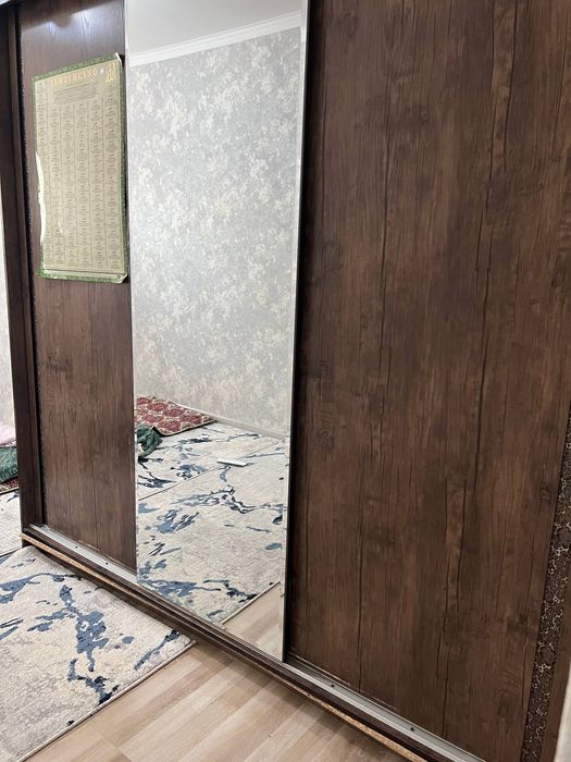 Mebel sotiladi srochno