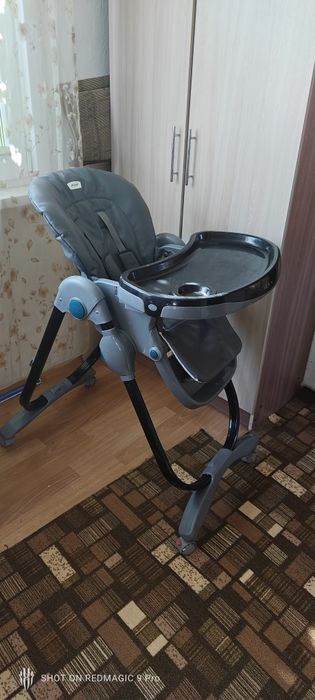 Продам стол для кормления