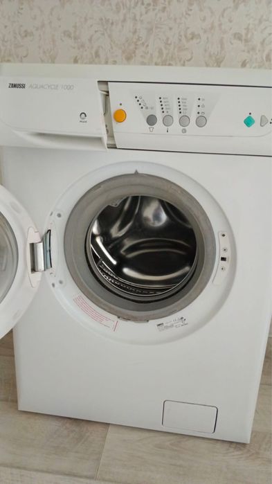 Стиральная машина Zanussi (Aquacycle 1000)