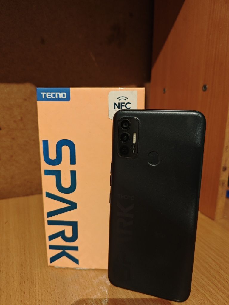 Продам Tecno Spark 7