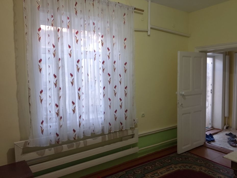 Kvartira ijaraga faqat qizlarga beriladi talaba va abiturentlarga