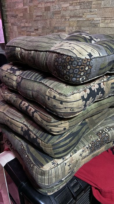 Подушки для стульев 6 штук