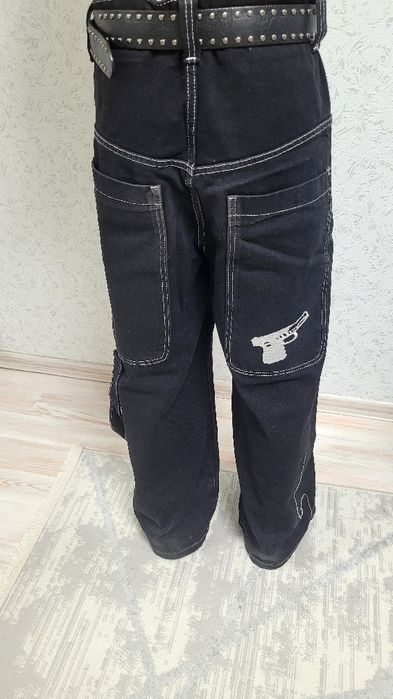 Джинсы sk8 почти новые