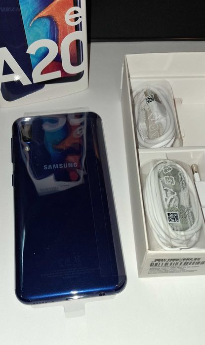 Vand Samsung Galaxy A20e blue - nou