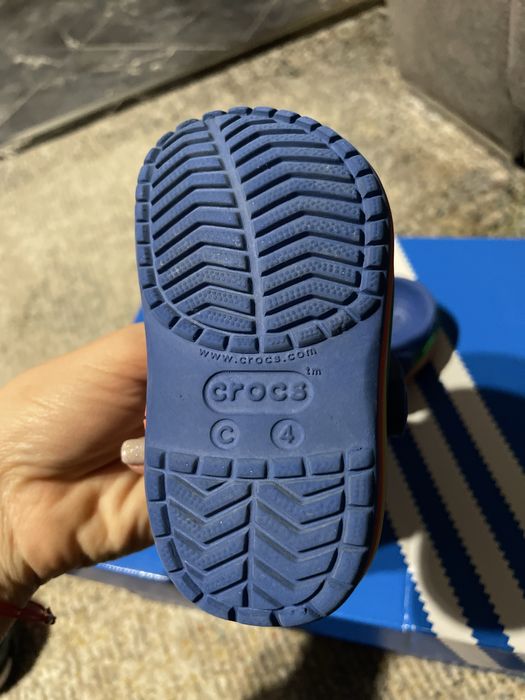 Маратонки Nike,crocs,hm