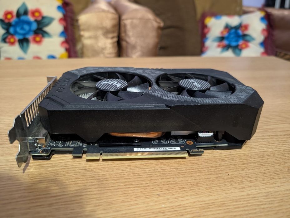 Placa video ASUS GeForce GTX 1650 TUF gaming