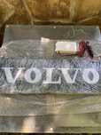 Светеща табела и 2 бр калобрани VOLVO