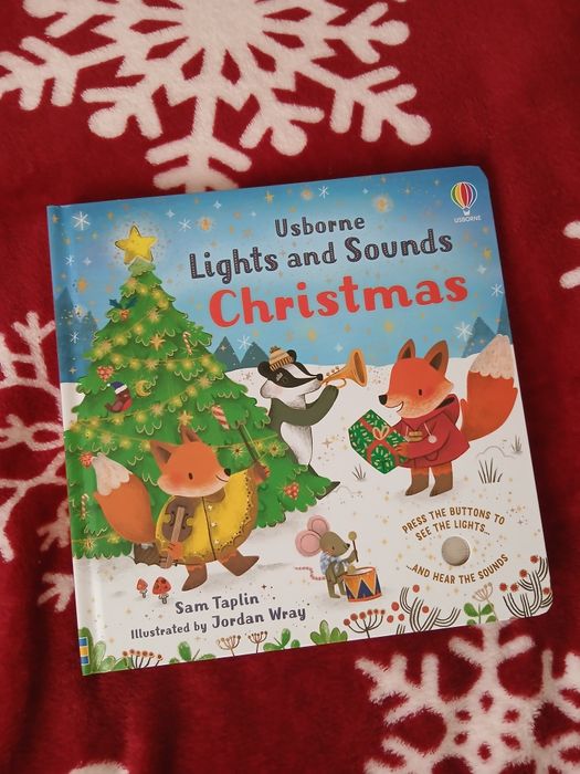 Carte cartonata cu sunete si luminite