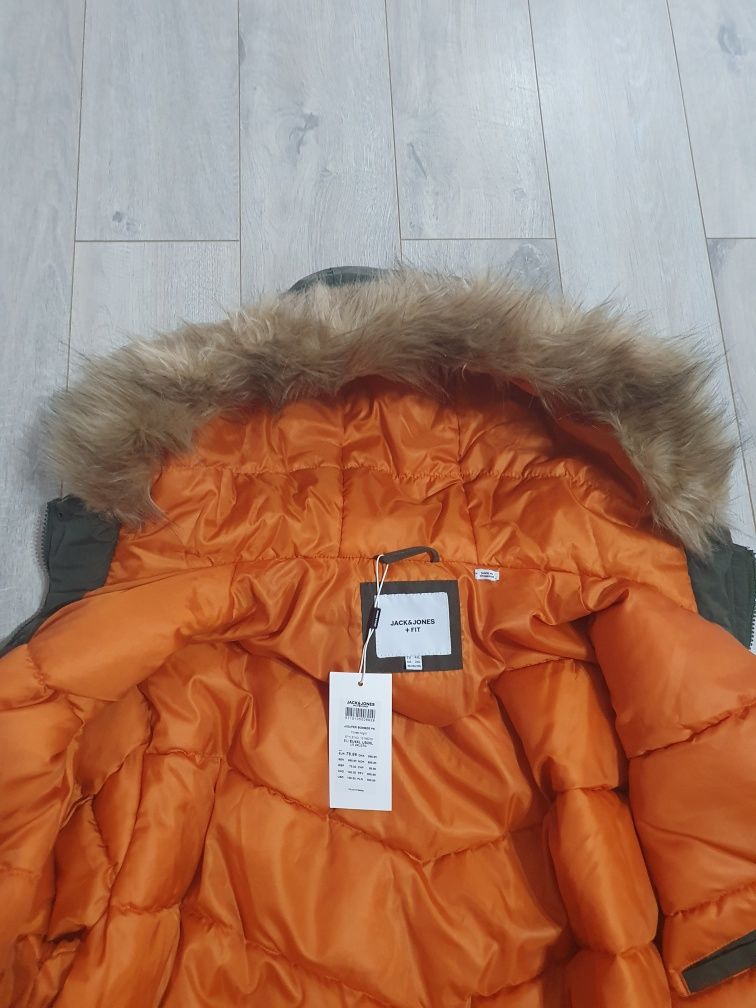 Geaca barbati jack&jones noua xxxl