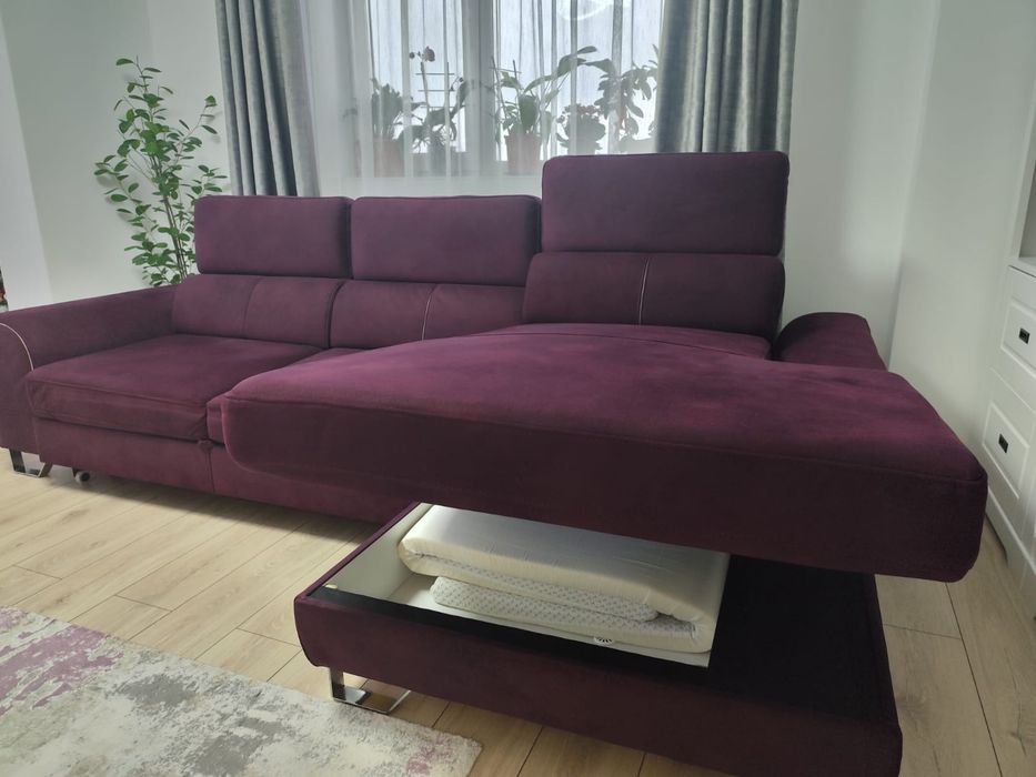 Canapea de sufragerie extensibila , impermeabila 280/170cm