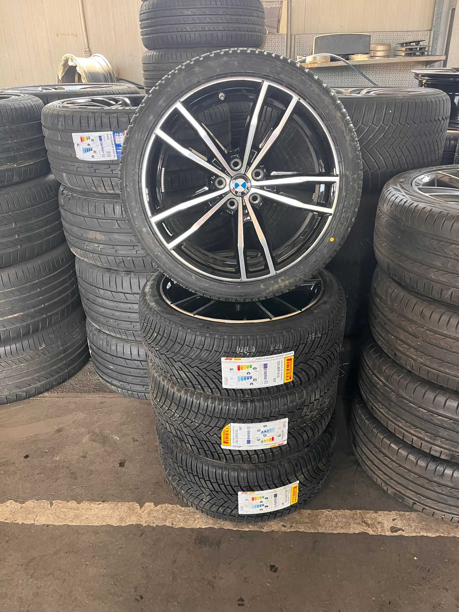 Jante BMW Seria 3 M G20 G21 G22 Anvelope All Season Pirelli 225 45 18