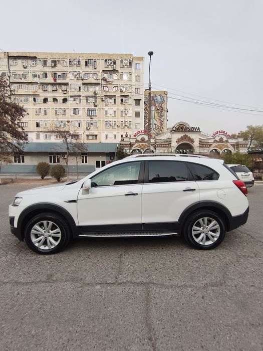 Продам Автомобиль Chevrolet Captiva белый жемчуг 2015 года выпуска