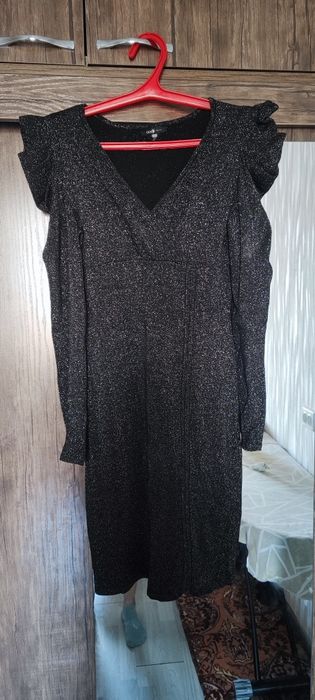 Всё по 150 000 сум.