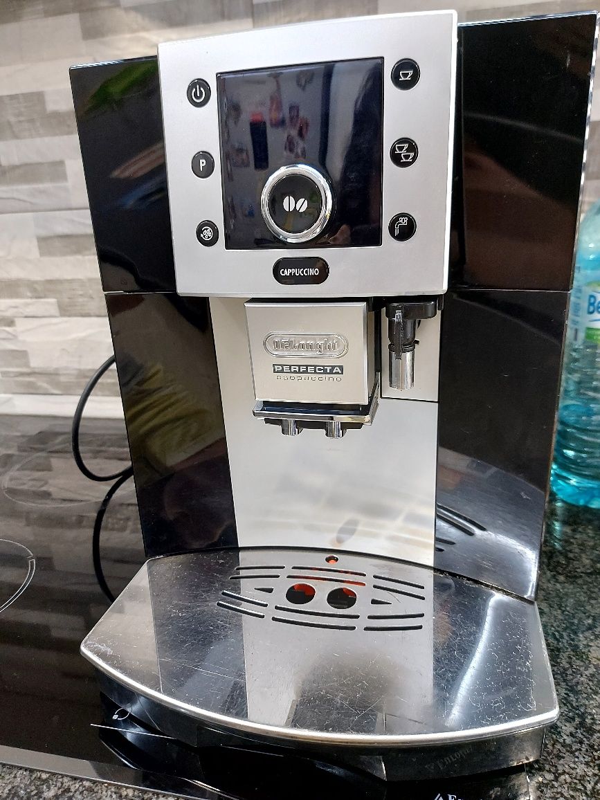 Кафемашина DeLonghi PERFECTA cappuccino