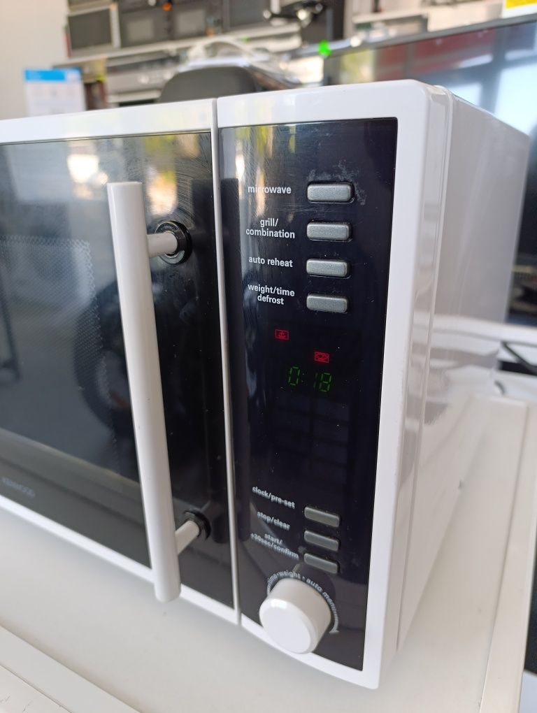 Голяма Микровълнова фурна KENWOOD