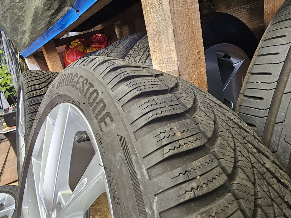 Jante aliaj 17" Skoda Octavia/Audi/Volkswagen anvelope iarna 205 50 17