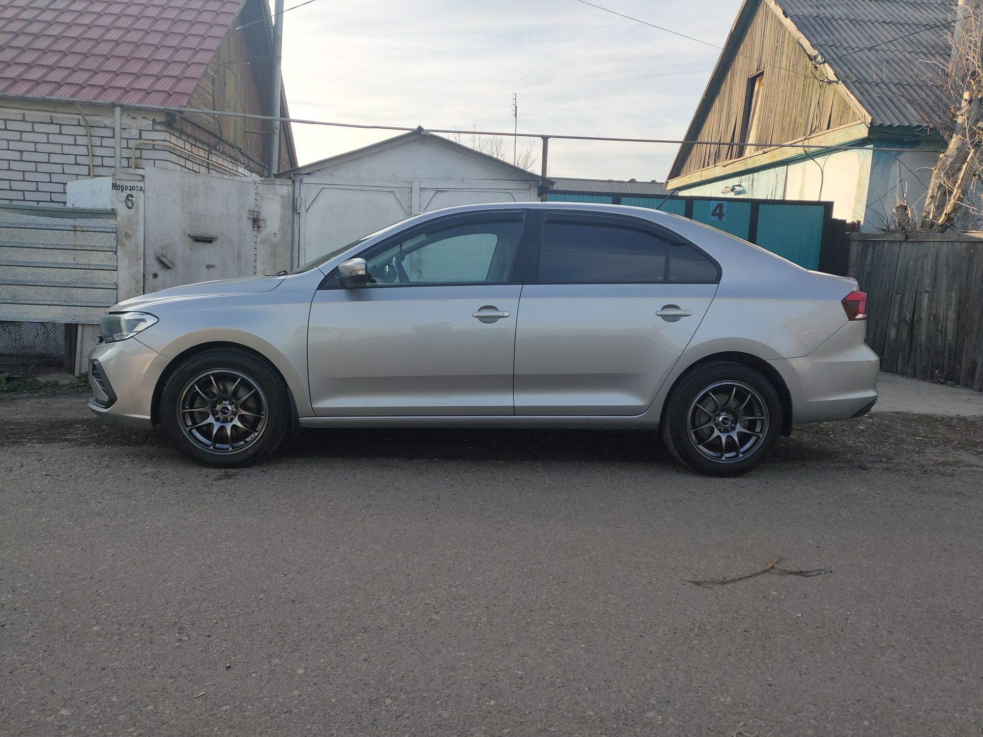 Диски с резиной 5х100