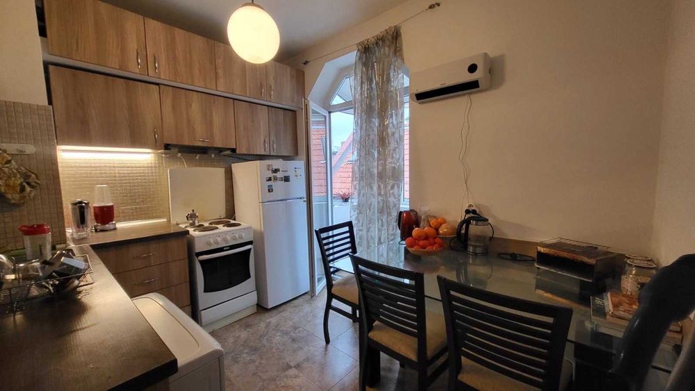 Дава се под наем Тристаен апартамент в София, Хиподрума - 85 кв.м за 797.64 € - Снимка #5