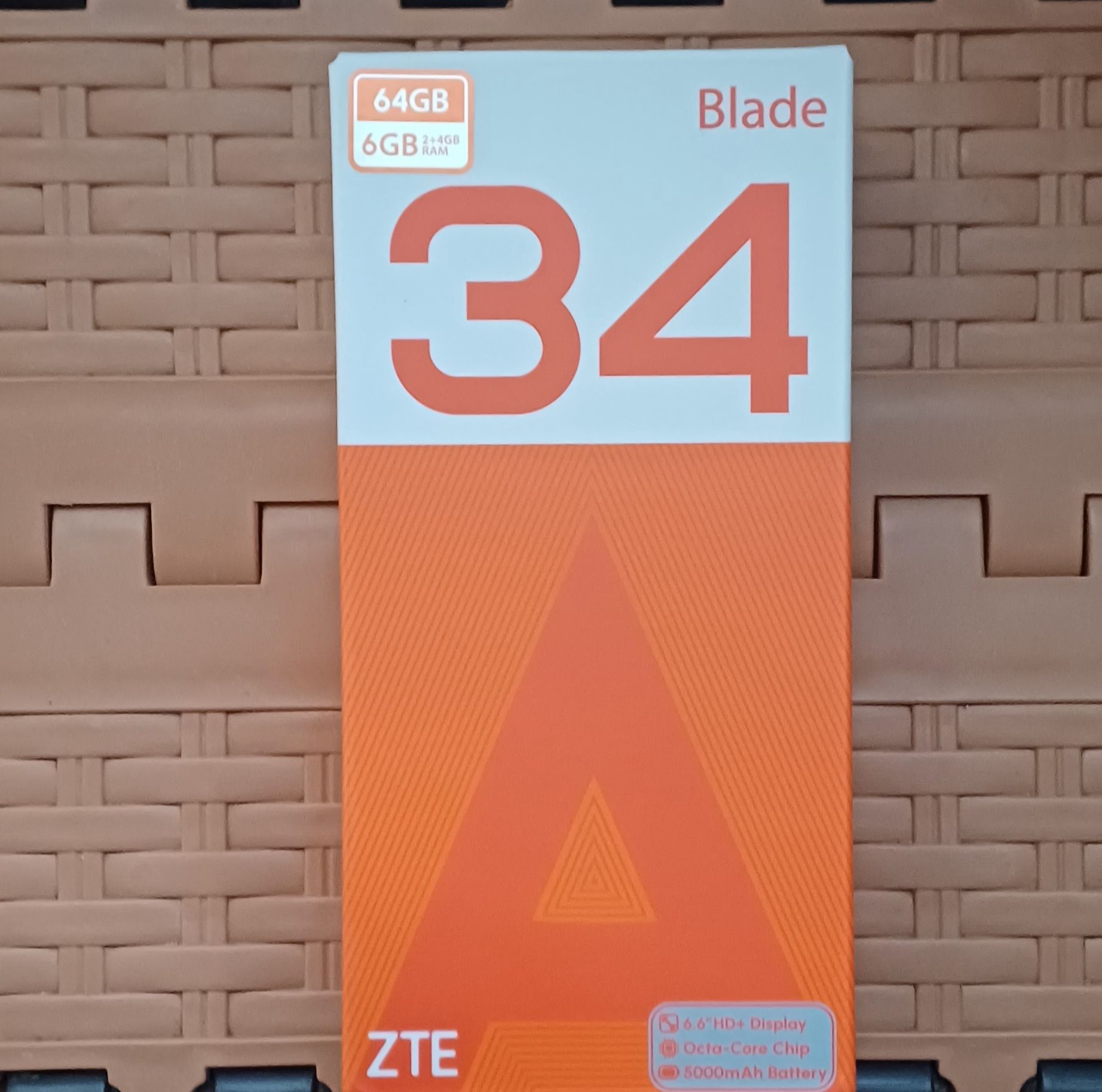 Vând telefon ZTE blade A34 6GB ram