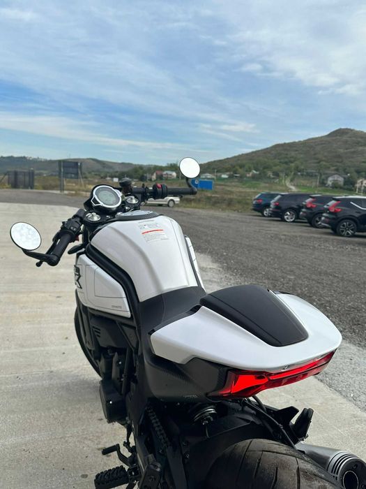 cfmoto 700 clx sport