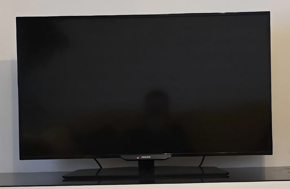 Televizor smart Philips 40PFH5300/88 diagonală 102 cm