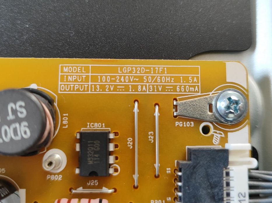 LED Smart LG TV на части 32LM6