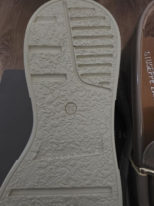 Incaltaminte dama Giuseppe Zanoti