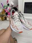 Adidasi mizuno original