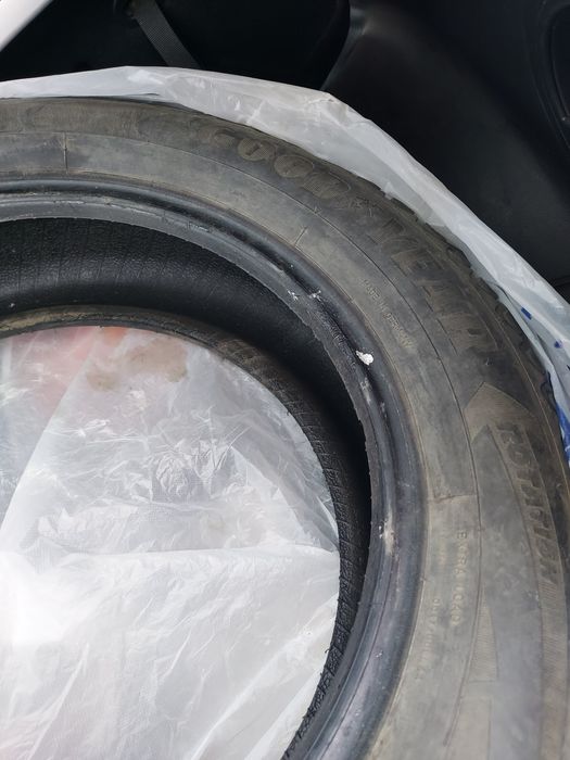 Продам зимние шины goodyear бу