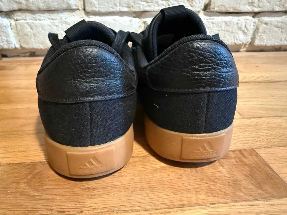 Маратонки Adidas женски, 39-40 номер - носени 5 пъти (леко умалени)