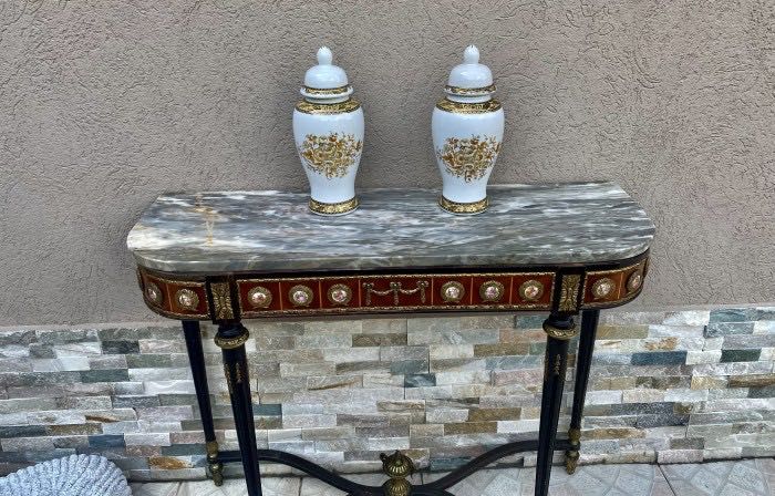 Superb set-2 urne-portelan fin-decoratiuni manuale-Austria