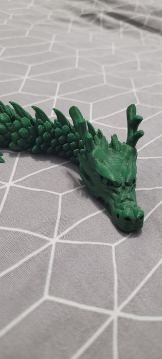 Dragon verde facut la imprimanta 3D